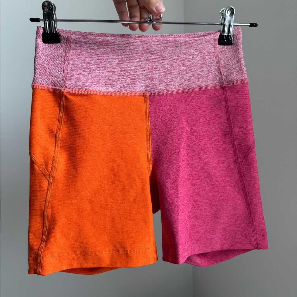XS Outdoor Voices Rose/ Clementine/ Flamingo Warmup 5” Biker Short